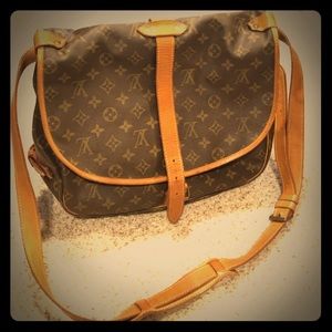 LV SAUMUR 35 -SOLD-